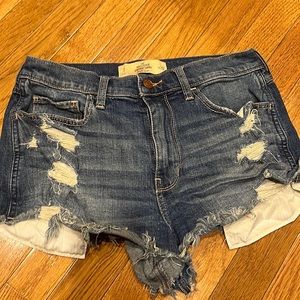 Hollister Jean shorts
